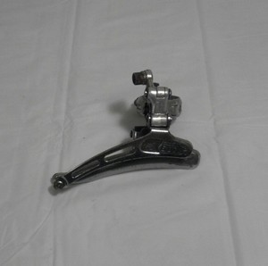 Shimano-600-Arabesque-front-derailleur-bolt-on-28-6mm-clamp