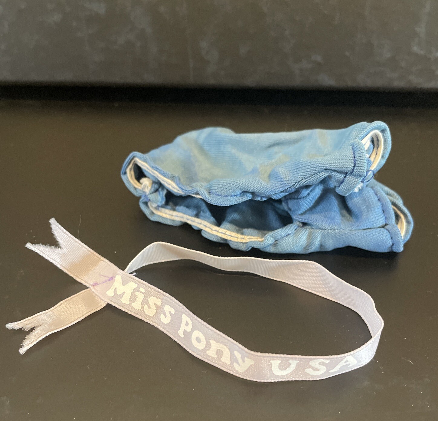 PONY Cappello stivali e altri acc vintage rosso e giallo rosso stivaletti e altro