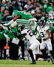 Saquon Barkley Reverse Hurdle Speechless Philadelphia Eagles 8x10 NFL Photo