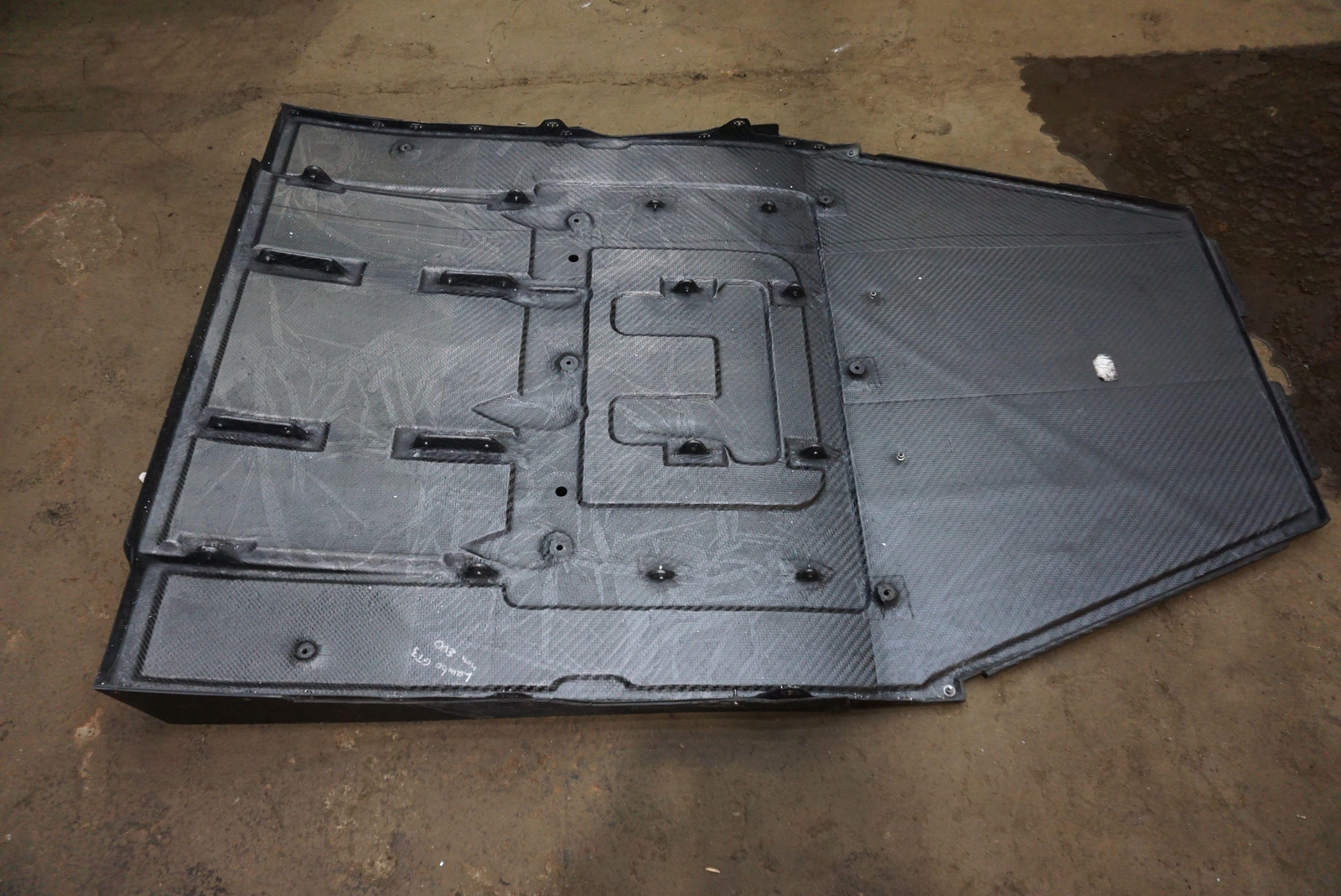 Rear Carbon Fiber Underbody Diffuser 4TA804083 Lamborghini Huracan GT3 2015-19