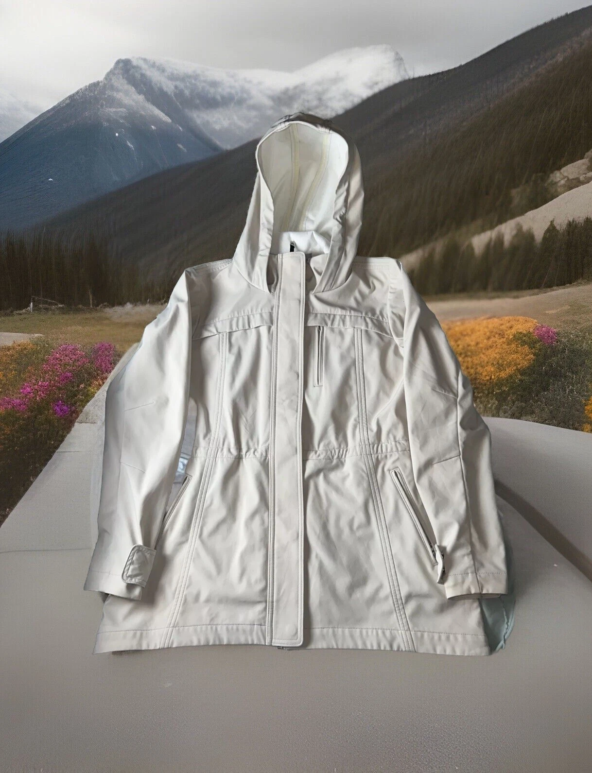 OFF WHITE Athleta Drizzle giacca cappotto anorak bianco panna donna grande