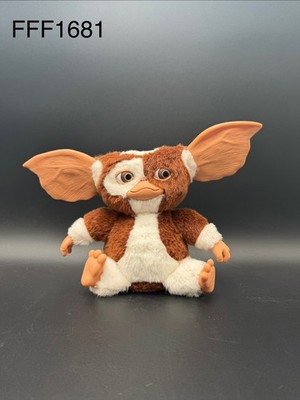NECA Gizmo Plush Toy, Sound Works, No Dancing, 7'' Tall, 11'' Wide ~ Pre-owned