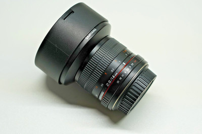 Samyang 14mm ULTRA WIDE ANGLE f/2.8 ED AS IF UMC canon ef MANUAL focus Lens
