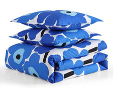 Marimekko Unikko Organic Cotton Percale Comforter  Sham Set Full/Queen Blue