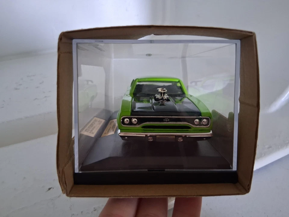 TOOTSIETOY MUSCLE CARS 1969 PLYMOUTH GTX SERIE 2 EDICIÓN LIMITADA CARROCERÍA DURA Foto 3 de 4