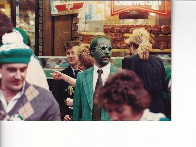 Found Photo St Patrick's Day Parade Green Face Paint Man Budweiser Sign K135