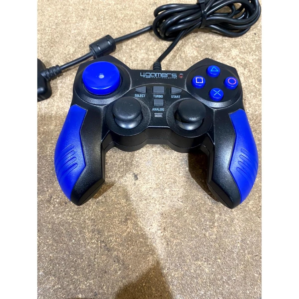 4Gamers SPC258 Dual Vibrating Analog Gaming Controller Black Blue for PS1 & PS2 - Image 2 of 4