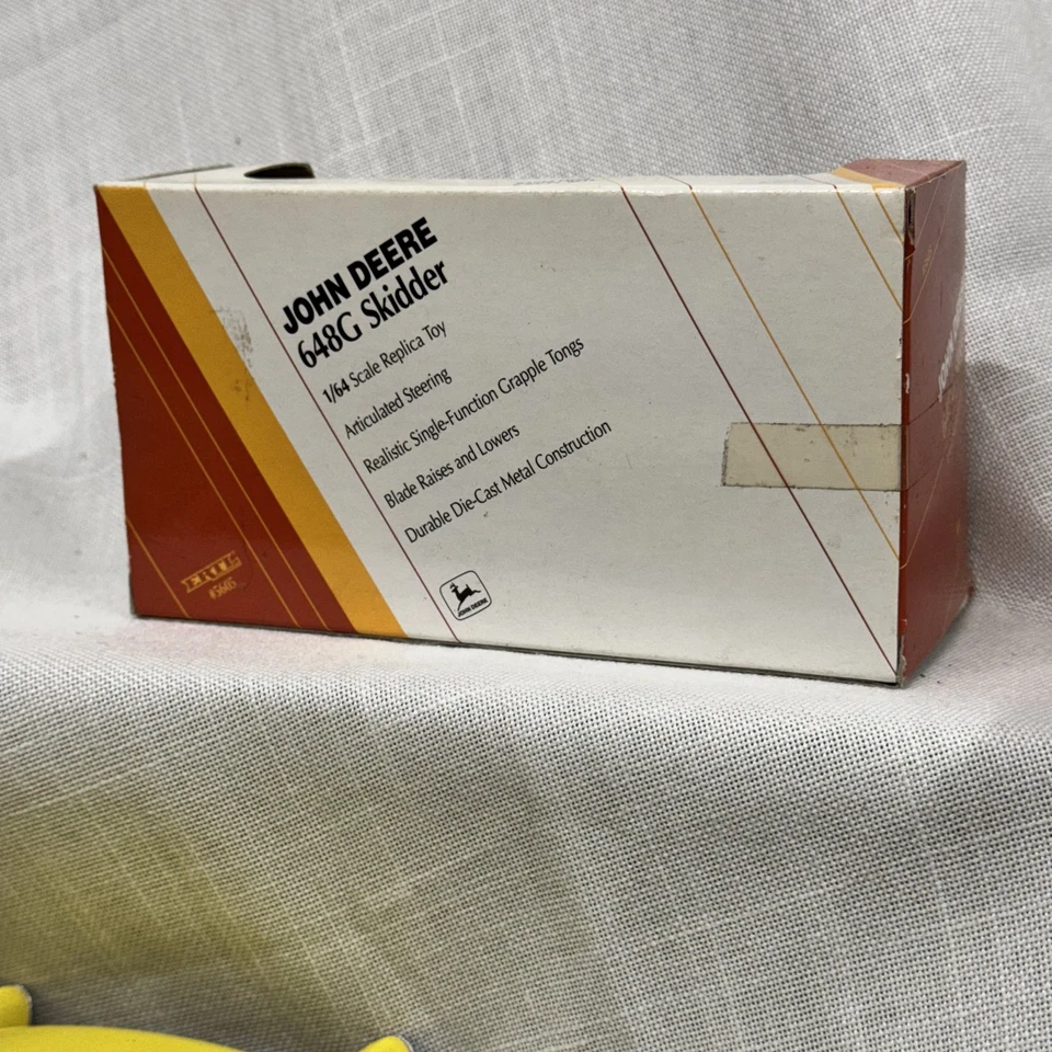 1996 Ertl John Deere 648G Skidder 1/64th Scale #5605 NEW In Orignal Package - Image 3 of 4