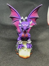Series 2 Cynder Skylanders Giants Undead Figure Activision