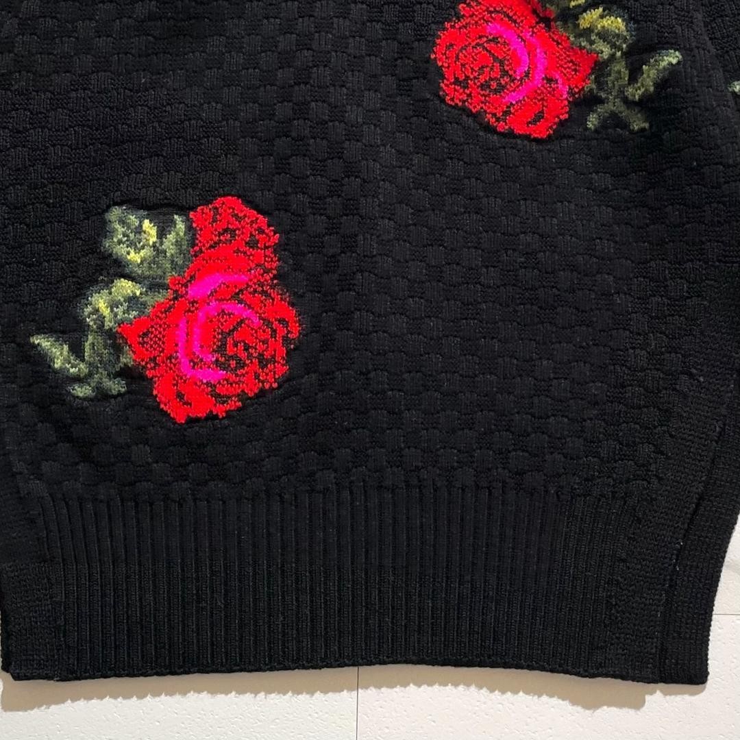 USED [EXCELLENT CONDITION/SIZE 36] VERSACE LONG KNIT DRESS IN ROSE PATTERN GOO thumbnail 4