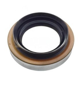 Rear Diff Drive Pinion Oil Seal for Mitsubishi MONTERO SPORT KG6W MK2 3.0
