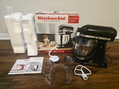 KitchenAid Artisan 5 qt Mixer w/ Bowl Black KSM150PSOB Accessories / Box