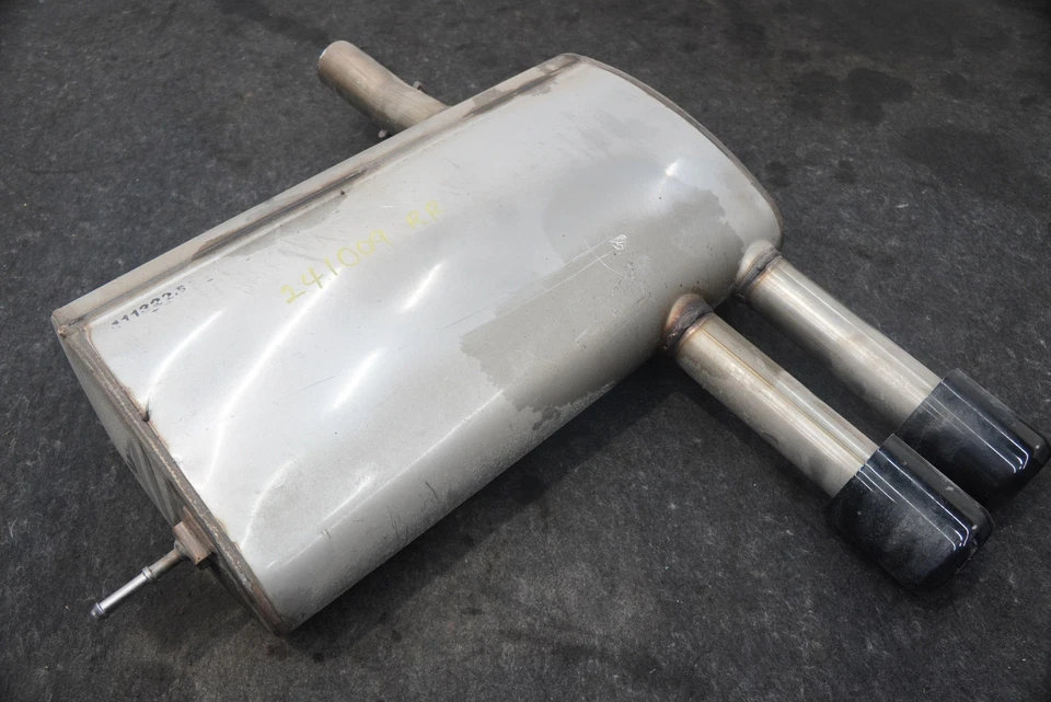 Silenciador silenciador escape trasero tubo trasero 2.0L 18308603281 Mini Cooper S F55 2024 Foto 3 de 4