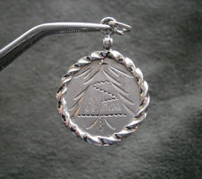 Christmas Tree in Rope Mount Vintage 925 Sterling Silver Charm Pendant 3.8g