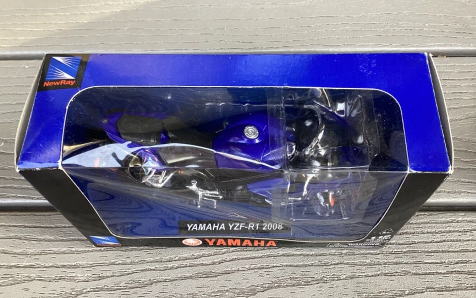 NEW-RAY 1/12 SCALE BLUE & BLACK 2008 YAMAHA YZF-R1 RACE MOTORCYCLE # 01358 NIB - Image 2 of 4