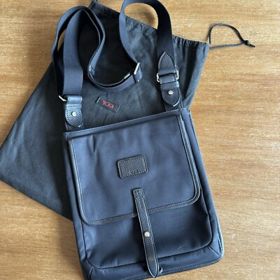 Vintage TUMI Alpha Gallup Flap Crossbody Top Zip Mens Travel Bag  Messenger