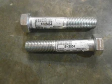 John Deere 1 X 5 1/2 GR8 Bolt 19H3634 (Qty-2) (M-7)