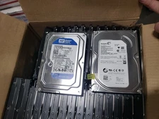 (Mix Lot x2) WD5000AAKX and or ST500DM002 500GB 3.5 in Hard Drive