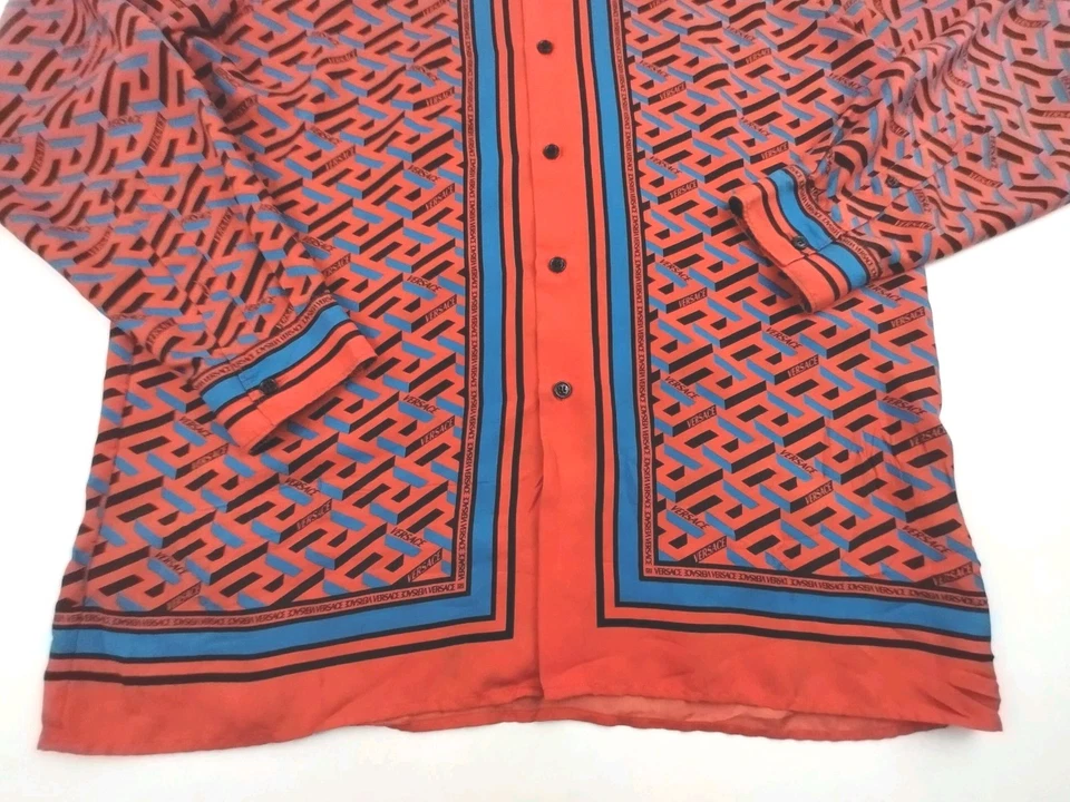 Camisa Versace Roja/Multicolor Estampado La Greca Seda 40 Heritage Fit Auténtica RFID Foto 4 de 4