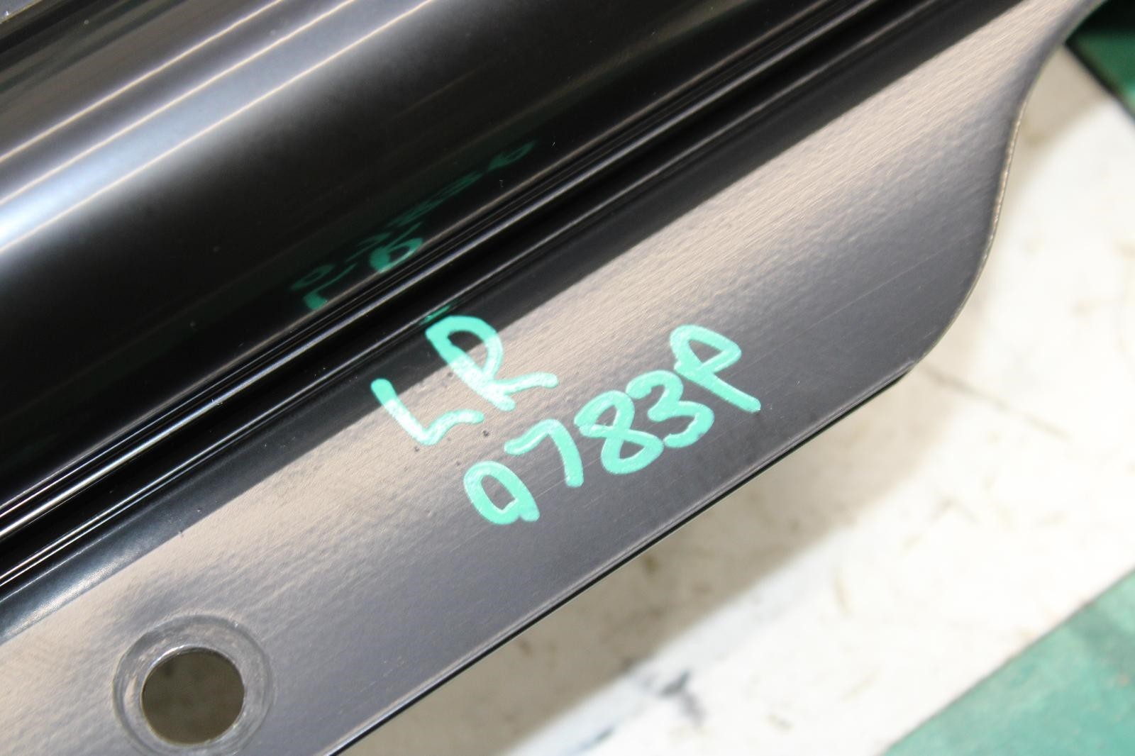13-17 Continental Sedan Rear Driver Side Left LH Window Power Blind Shade Roller