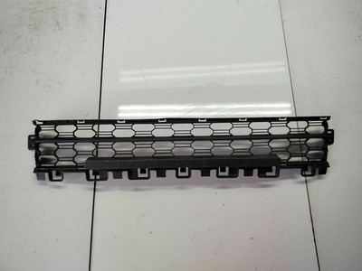 Skoda Octavia Mk4 2020 Vorne Unteres Gitter dreiteilig vorne 5E3853677 YMJ16682