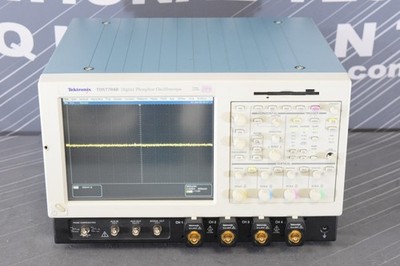 Tektronix TDS7704B Digital Phosphor Oscilloscope 7GHz 4CH 20GSa/s