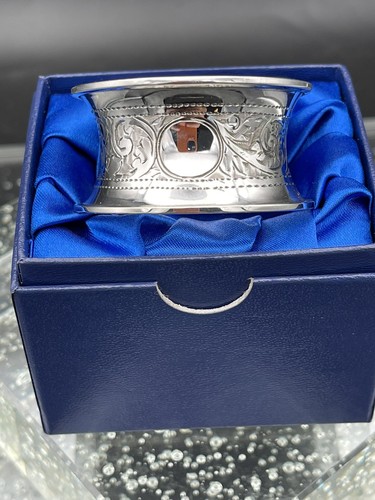 Anello tovagliolo in argento sterling. c1923 Incisione a mano di Gieves srl - Foto 3 di 12