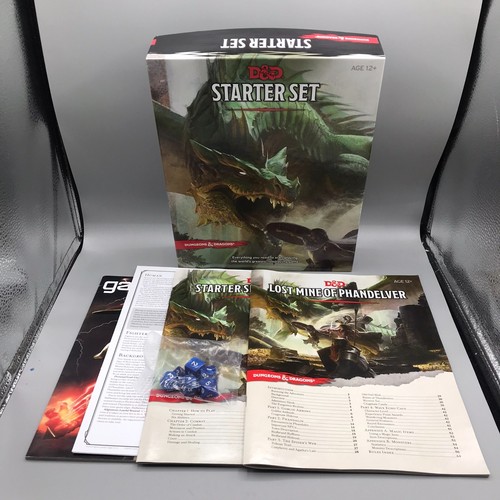 D&D Starter Set Adventure Rule Books Characters Unused Dice Box Wear
