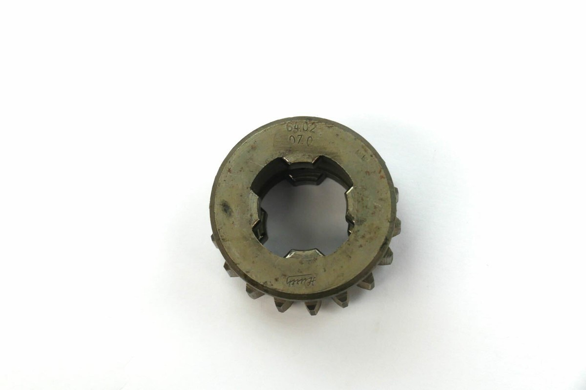 Triumph TWN BDG 250 L SL - pinion gear drive chain Z 18