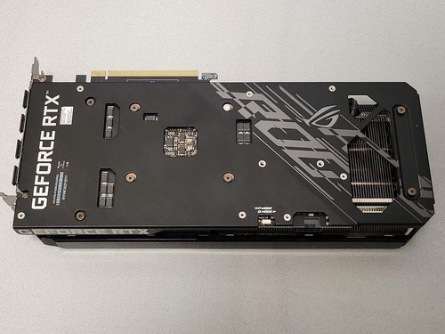 ASUS ROG Strix GeForce RTX 3050 OC 8 Go - Photo 3/5