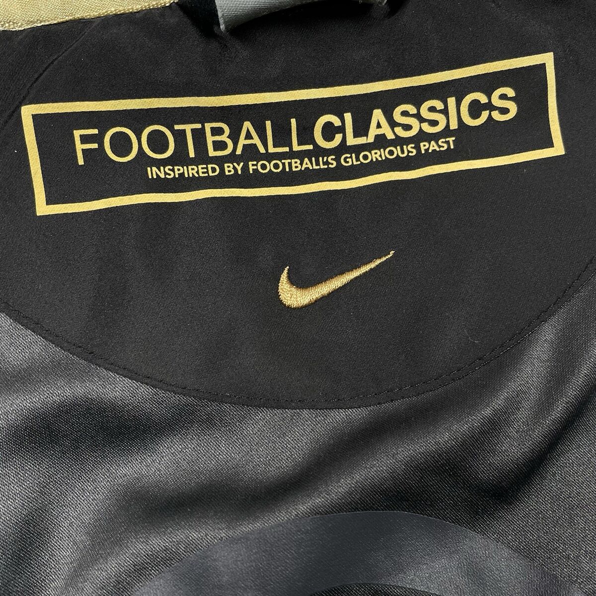 Vintage Nike Juventus 1976 - 1977 Reissue Bomber Jacket Vintage Nike Juventus 1976 - 1977 Reissue Bomber Jacket
