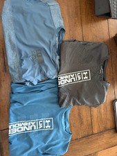 Youth med Lot of 4- Under Armour Athletic Casual Tshirts Hoodies Shirts