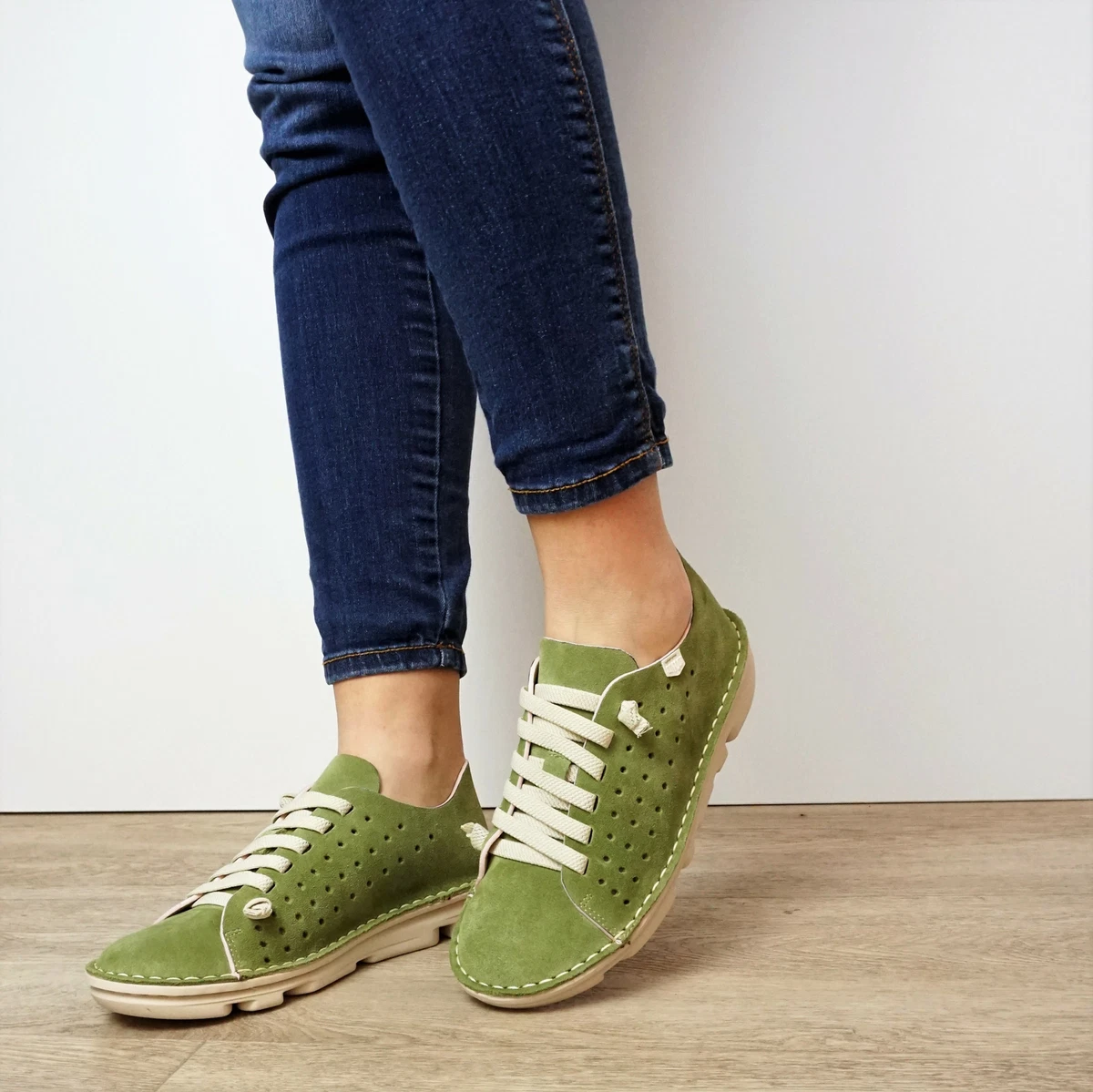 ON FOOT GREEN SUEDE SNEAKERS WITH ELASTIC LACES eBay