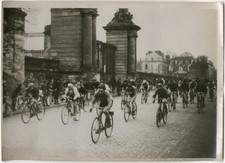 Photo Argentique Vélo Course Dunlop à Versailles Vers 1930