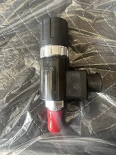 SUN HYDRAULICS DAAL LHN 211 2-way, solenoid-operated directional spool valve