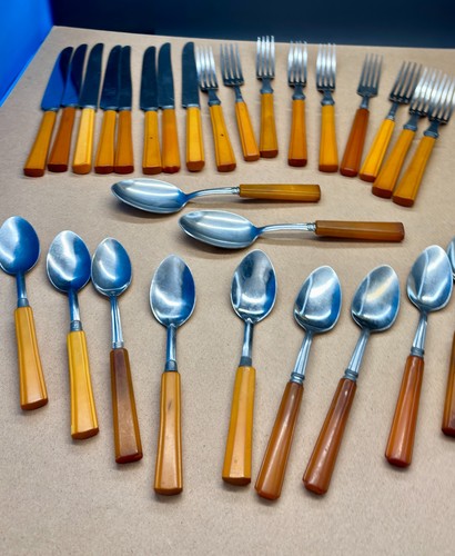 Vintage Bakelite Flatware Set 30 Pc Amber Butterscotch w Serving Spoons MCM - Picture 2 of 13