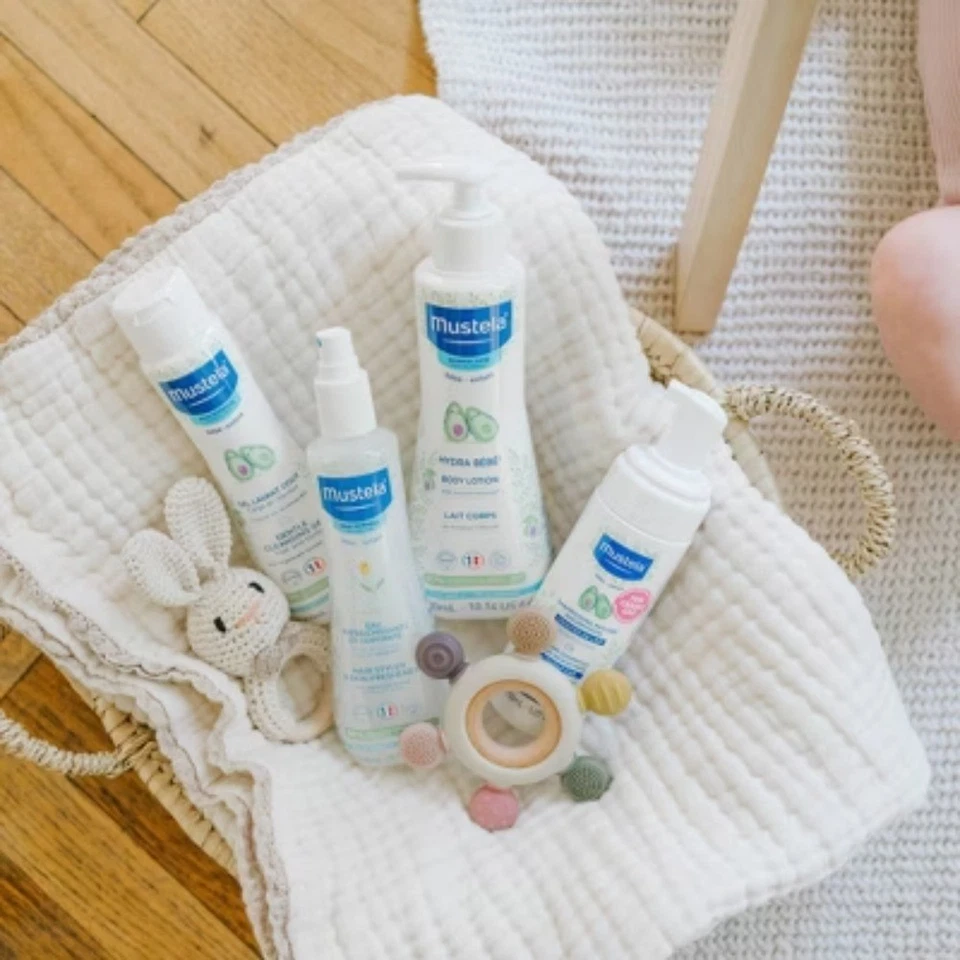 Mustela Welcome Baby Gift Set - 4pc - Image 4 of 4