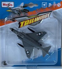 F-4 Phantom II USA Navy Fighter Aircraft Model Toy Diecast Maisto 1:100 Scale