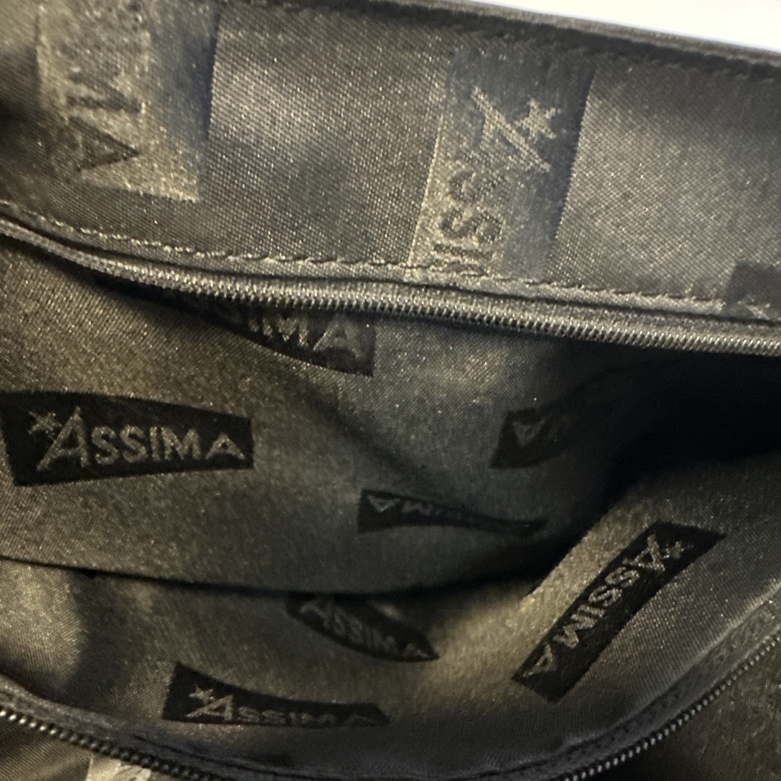 Assima Saddle Messenger Bag Black Flapover Briefcase Laptop Lawyer Classy VTG