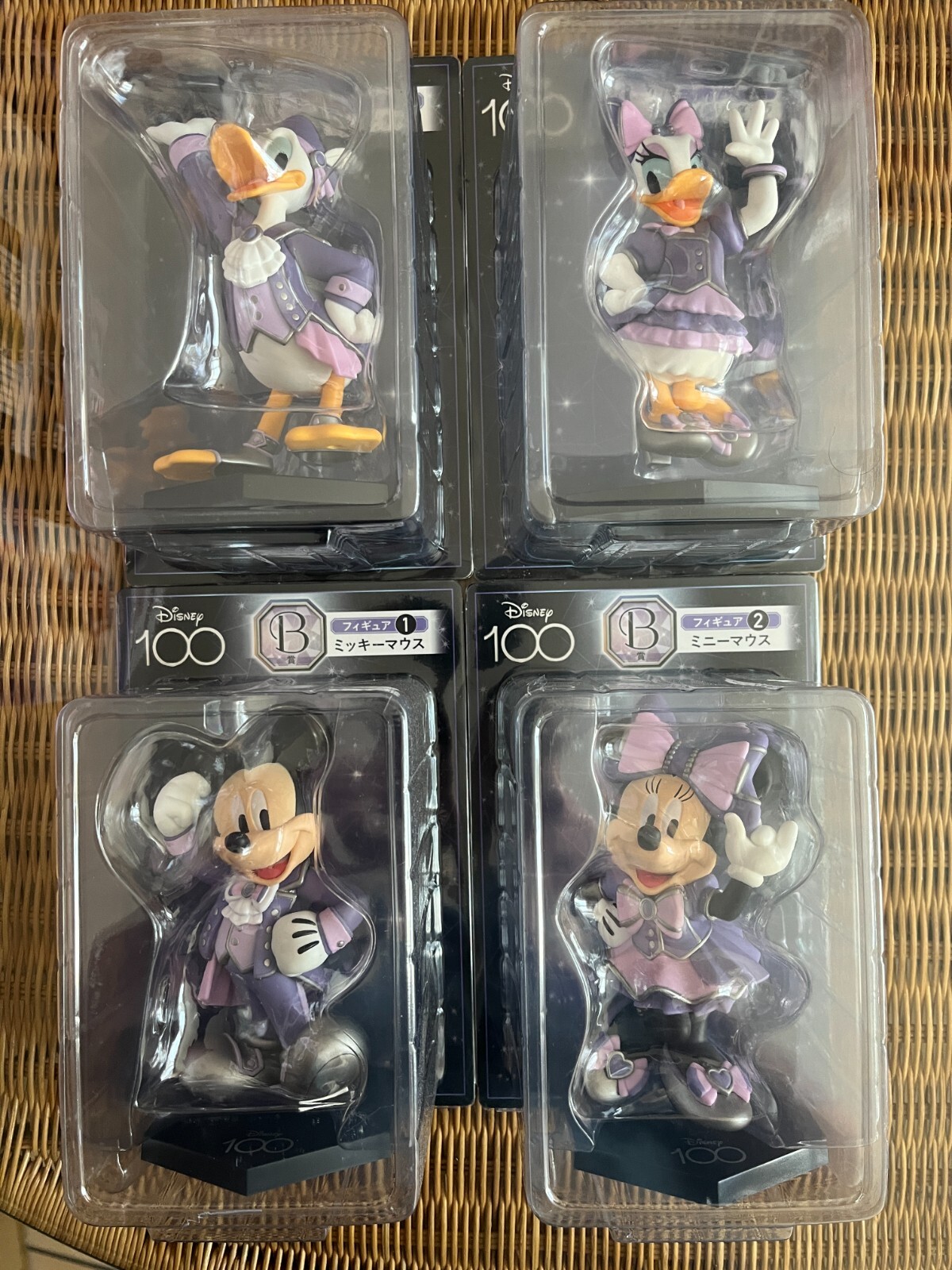 Figurines Disney 100 Ans Kuji - Coffret Collection Mickey Minnie Donald Daisy en PVC de 15cm