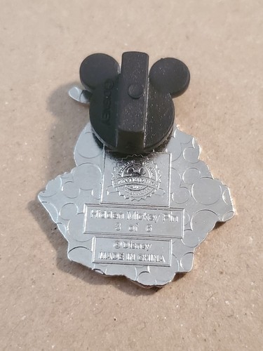 Disney Trading Pins 2019 Hidden Mickey Country Bear Jamboree Trixie Pin - NEW - Picture 2 of 2