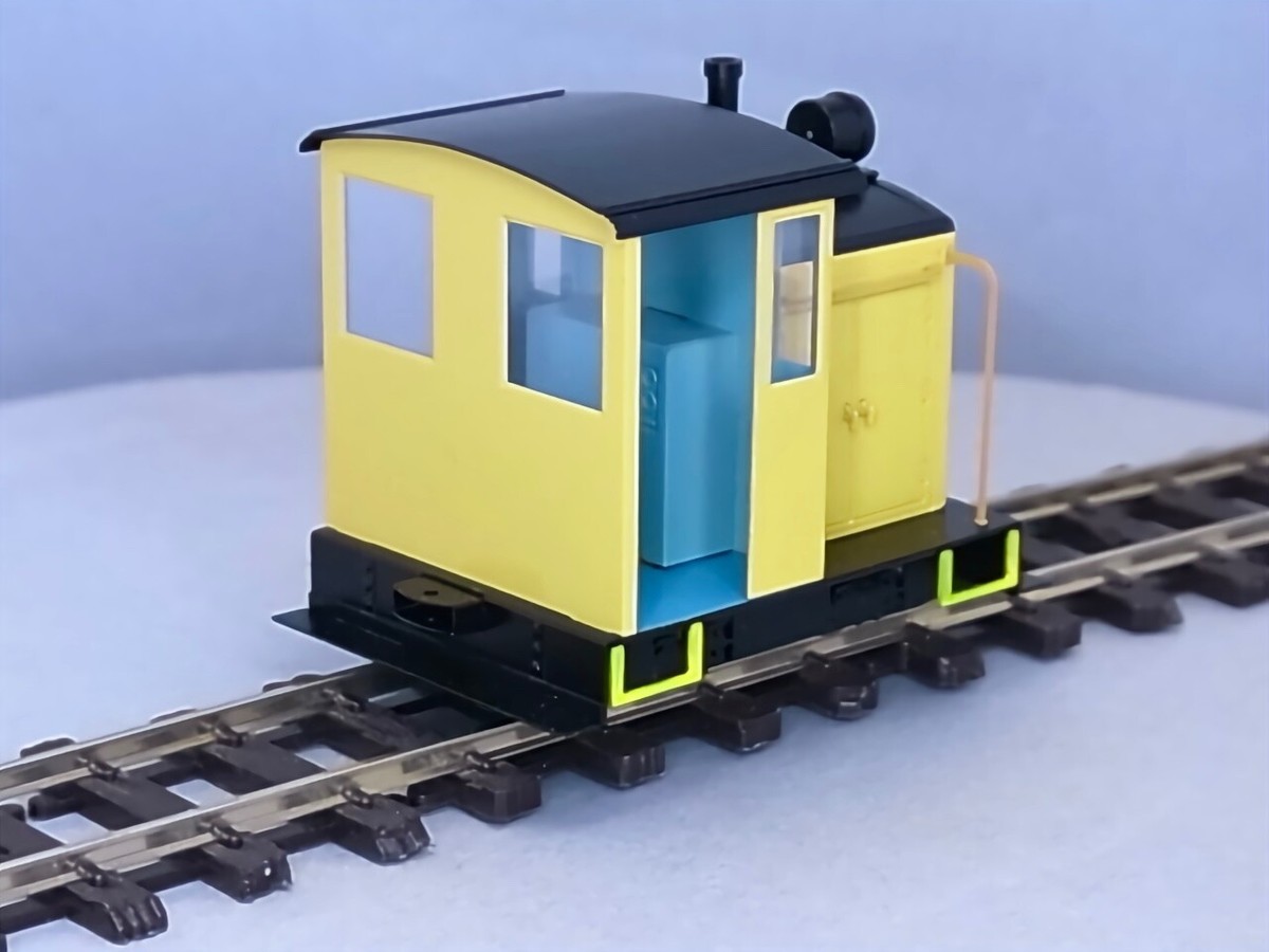 On30/Oe Davenport-Style Gas Mechanical Locomotive RTR Brass Narrow