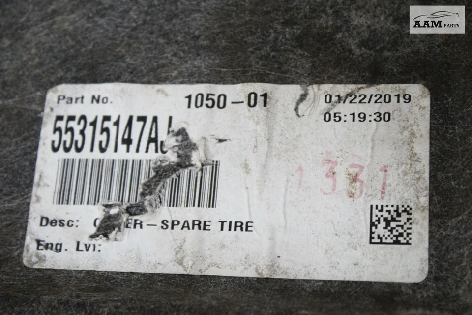 2011-2023 克莱斯勒 300 后部曲棍球车 SPARE COVER FLOOR CARPET LINER MAT 原始设备制造商 — 第 4/4 张图片