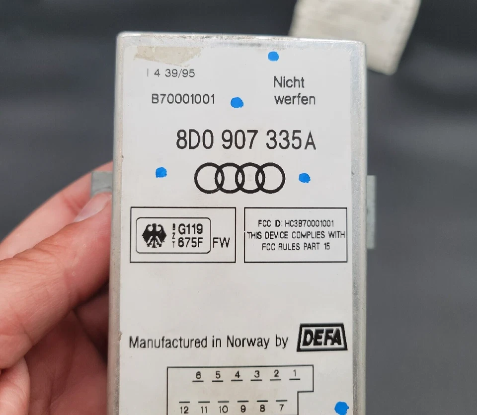 Audi A4 1996 módulo de entrada sin llave/computadora OEM listo para instalar Foto 3 de 4