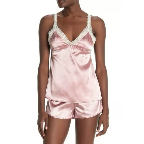 Cozy Rozy Satin Cami & Shorts 2-teiliges Pyjama-Set in Rosa Oberteil Small/Unterteil Medium