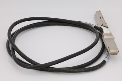 Amphenol ICC (FCI) Datenkabel 40G QSFP+ zu QSFP+ 2m 30AWG 10093084-2020HFLF
