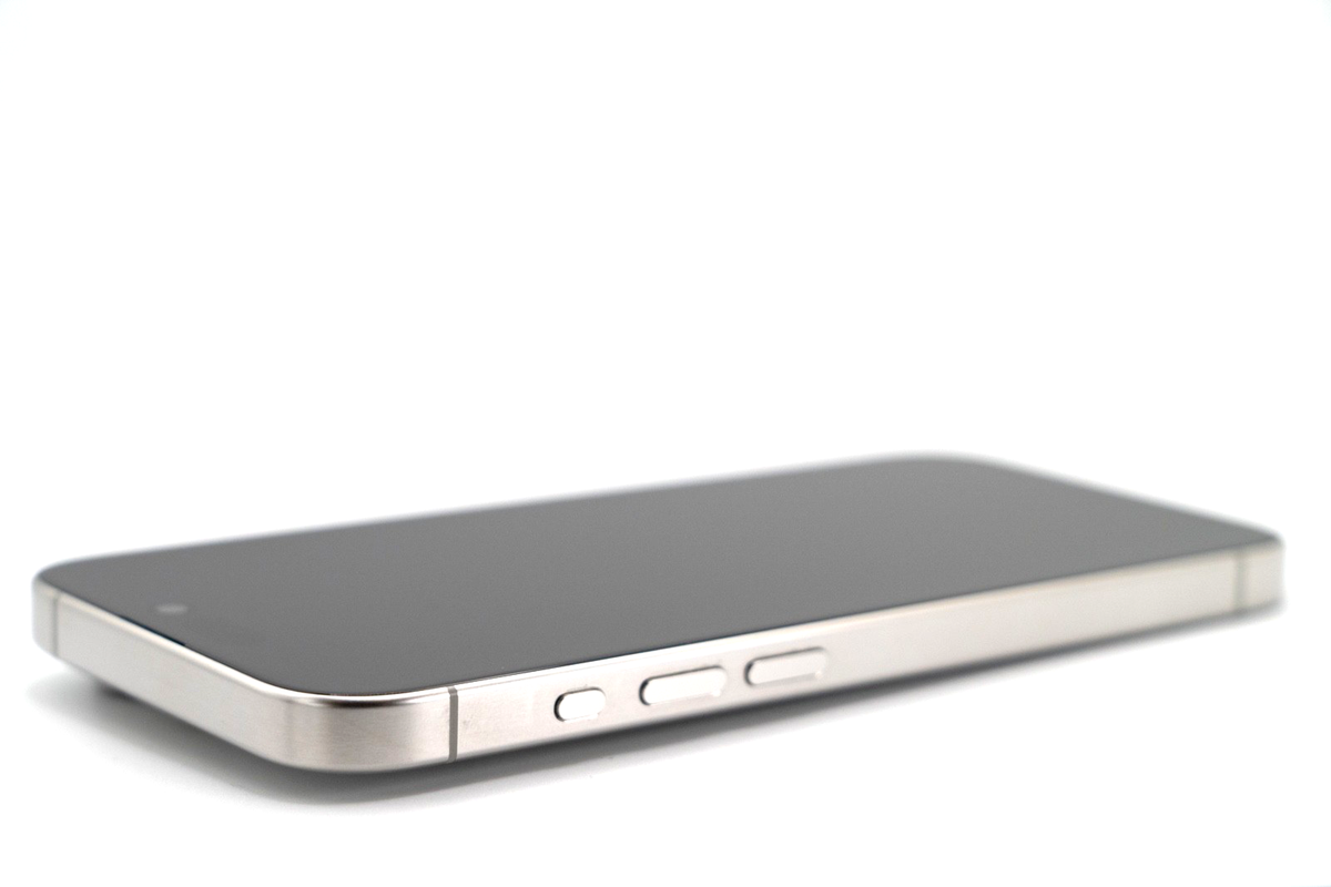Apple iPhone 15 Pro 256 GB White Titanium Unlocked Excellent