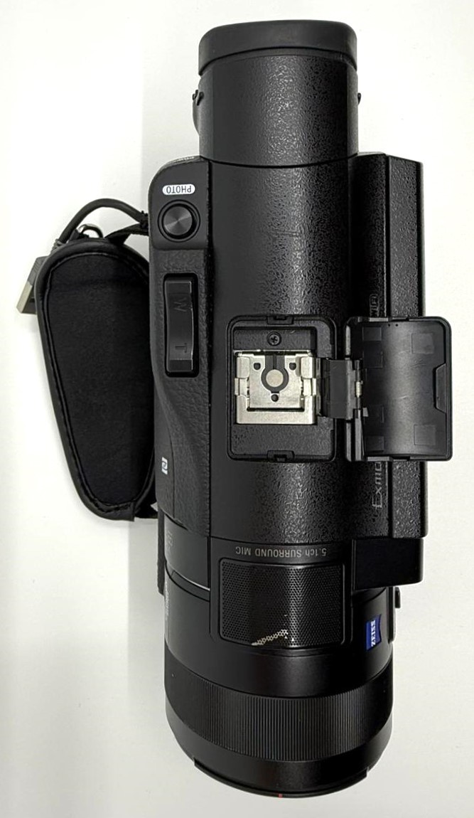 ⭐️美品⭐️SONY FDR-AX100 Handycam⭐️4K撮影対応 Amazon.com : Sony FDR-AX100/B 4K Video Camera with 3.5-Inch LCD