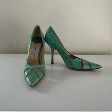 Jimmy Choo Shoe embossed alligator pump size 36.5. Lt. Green