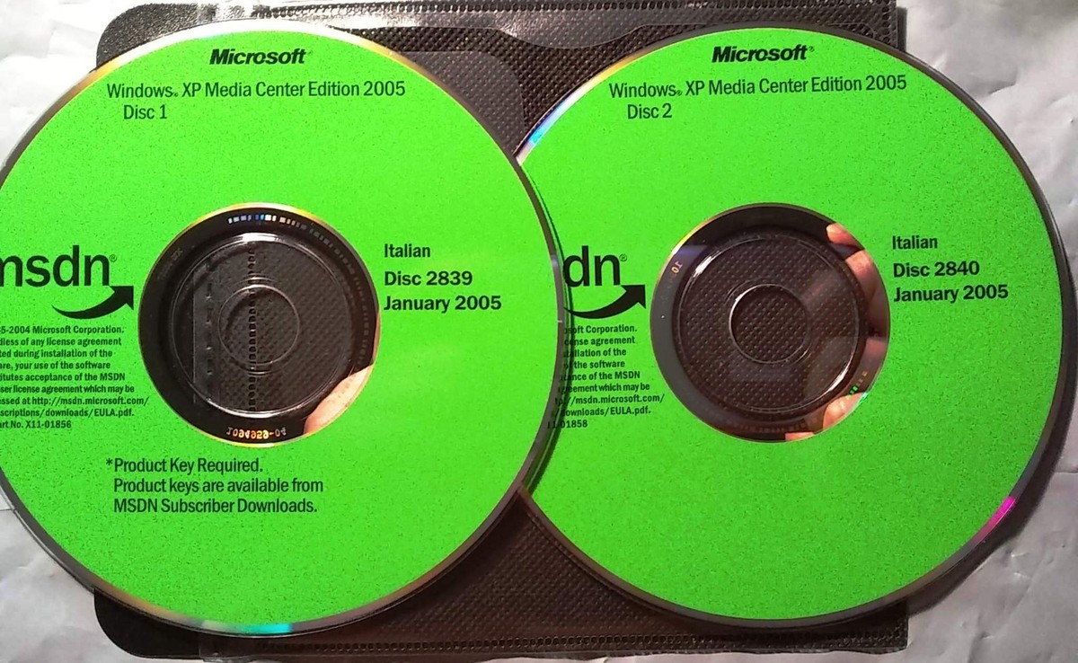 Windows XP Media Center Edition 2005 32 bit Full Version Italian w